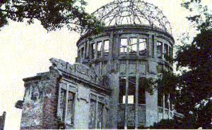 Students at the A-Bomb Dome